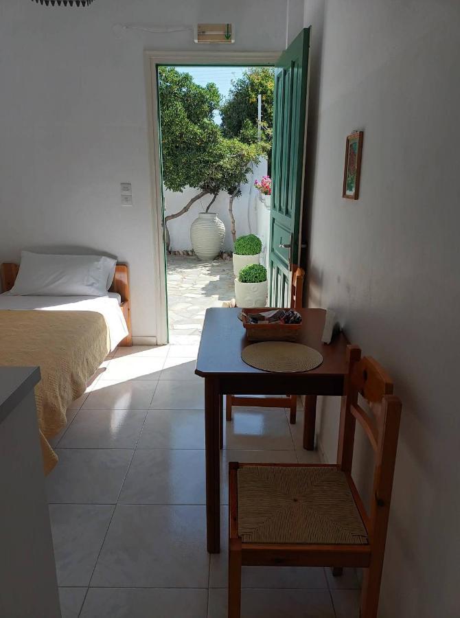Dioni Lux Inn 2 Pachaina Екстер'єр фото
